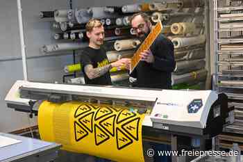 150.000 Schilder pro Tag: Chemnitzer Firma gewinnt wichtigen Mittelstandspreis