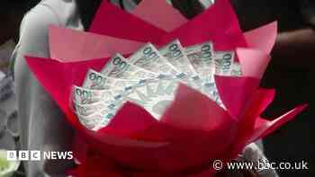 Seven arrested for using Ghanaian banknotes to make 'money bouquets'