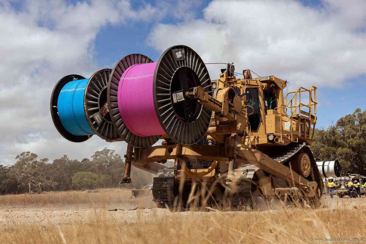 Telstra switches on Perth Aura network