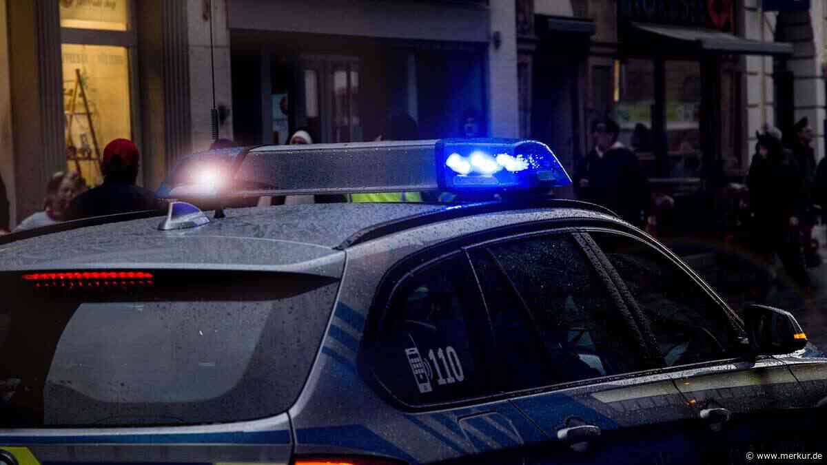 Missglückter Überholversuch: Mann stößt in Oberbayern mit Ferrari zusammen