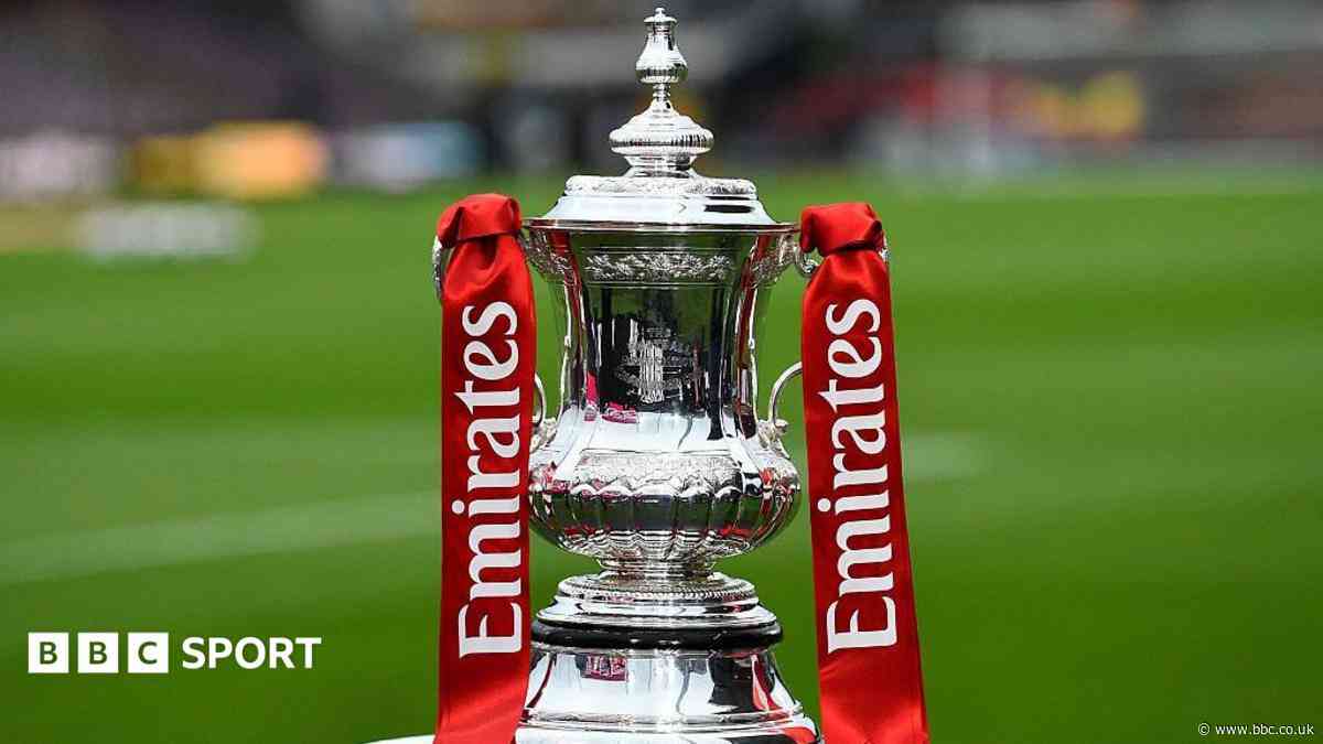 Wimborne host Chelmsford in final FA Cup qualifying round