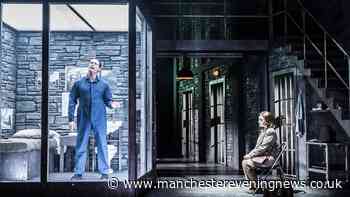 Former Coronation Street stars share the stage in goosebump-inducing adaptation of Silence of The Lambs
