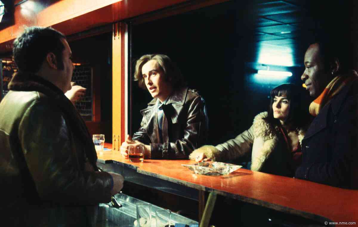Michael Winterbottom talks “chaos” of ‘24 Hour Party People’: “It was a celebration of the music and Manchester”