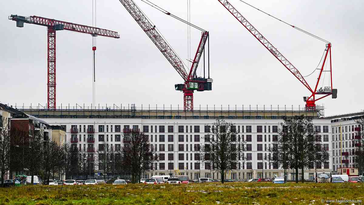 Deutsche Unternehmen fahren Produktion überraschend deutlich hoch