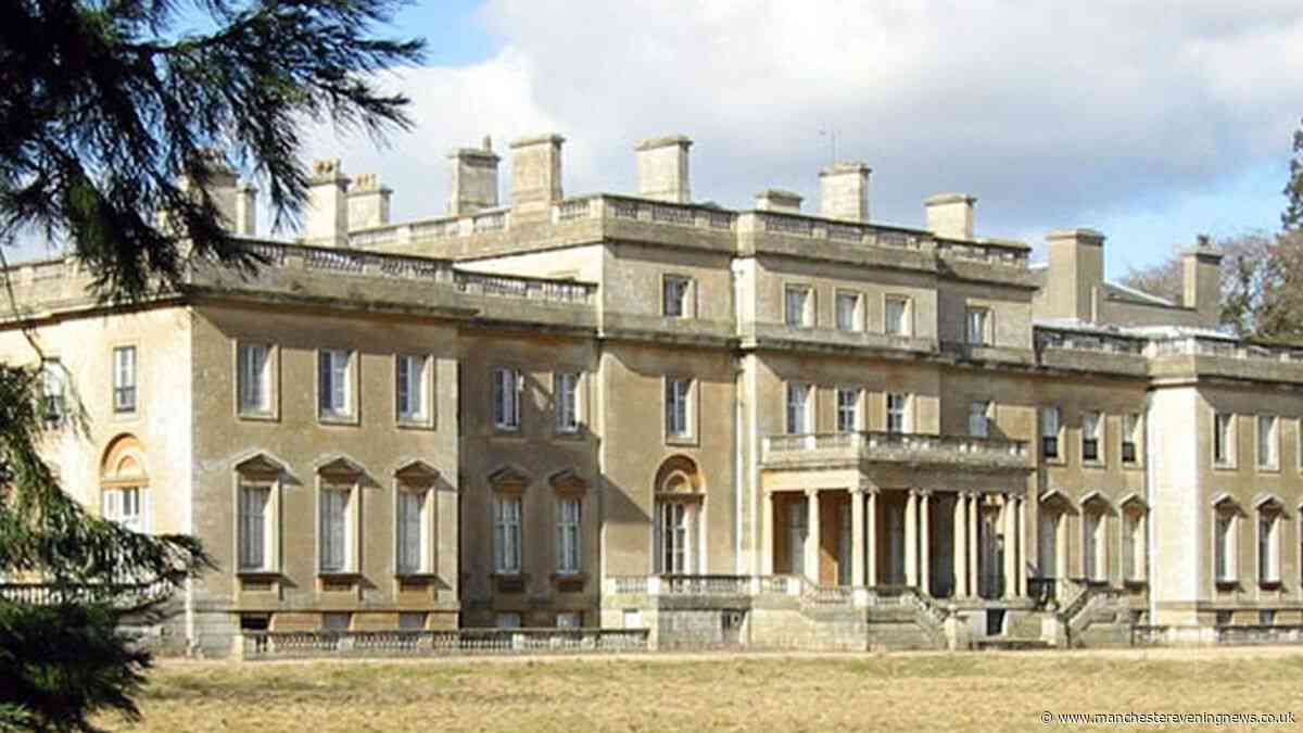 Billionaire given green light to build solar farm at 100-bed mansion despite row with neighbours 
