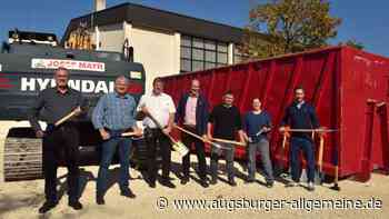 Spatenstich für Karlshulds größtes Bauprojekt mit einem besonderen Werkzeug