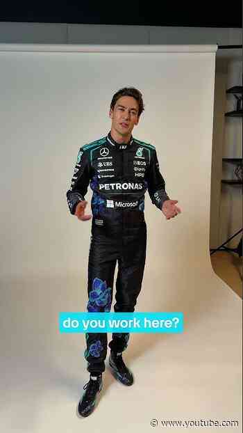Just a big fan of our new Singapore suits 🫶  #f1shorts #mercedesf1 #georgerussell #kimiantonelli