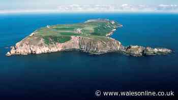 Evacuation plan for island in Bristol Channel as water runs dry