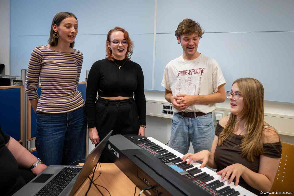 Hochschulbühne zeigt Musical „Fame“: Kartenverkauf startet in Kürze
