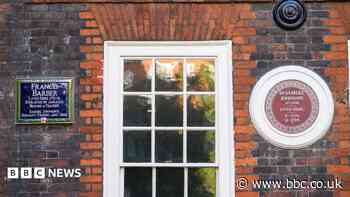 More blue plaques for women demanded