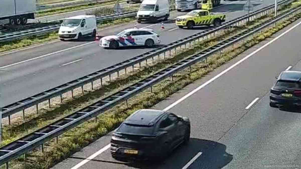 A58 dicht richting Eindhoven na ongeluk bij Oirschot