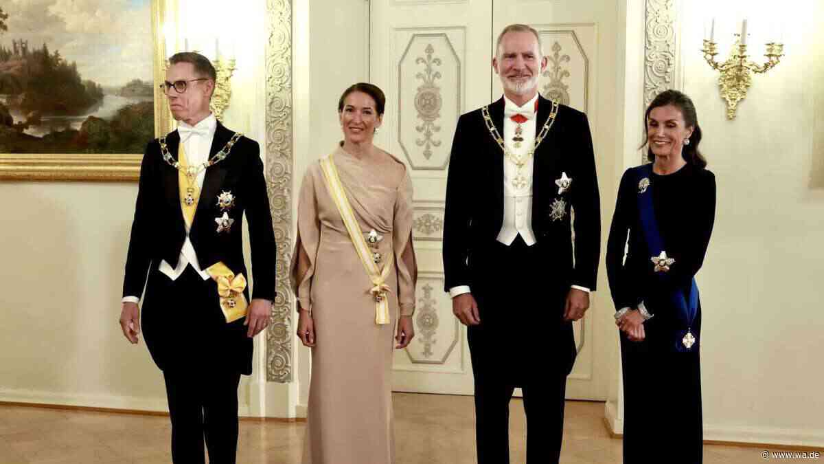 Letizia schmunzelt über König Felipes Sprachversuch auf Finnisch
