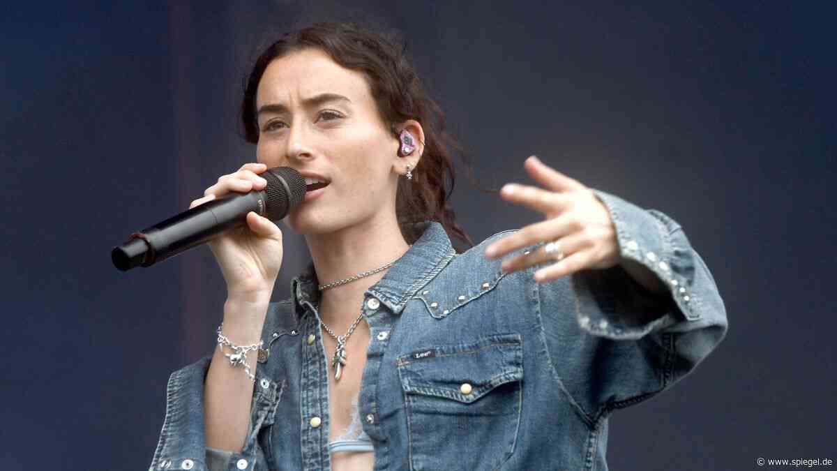 Stella Lefty - Plagiatsvorwürfe gegen US-Sängerin: Hat sie sich bei anderen Songs bedient?