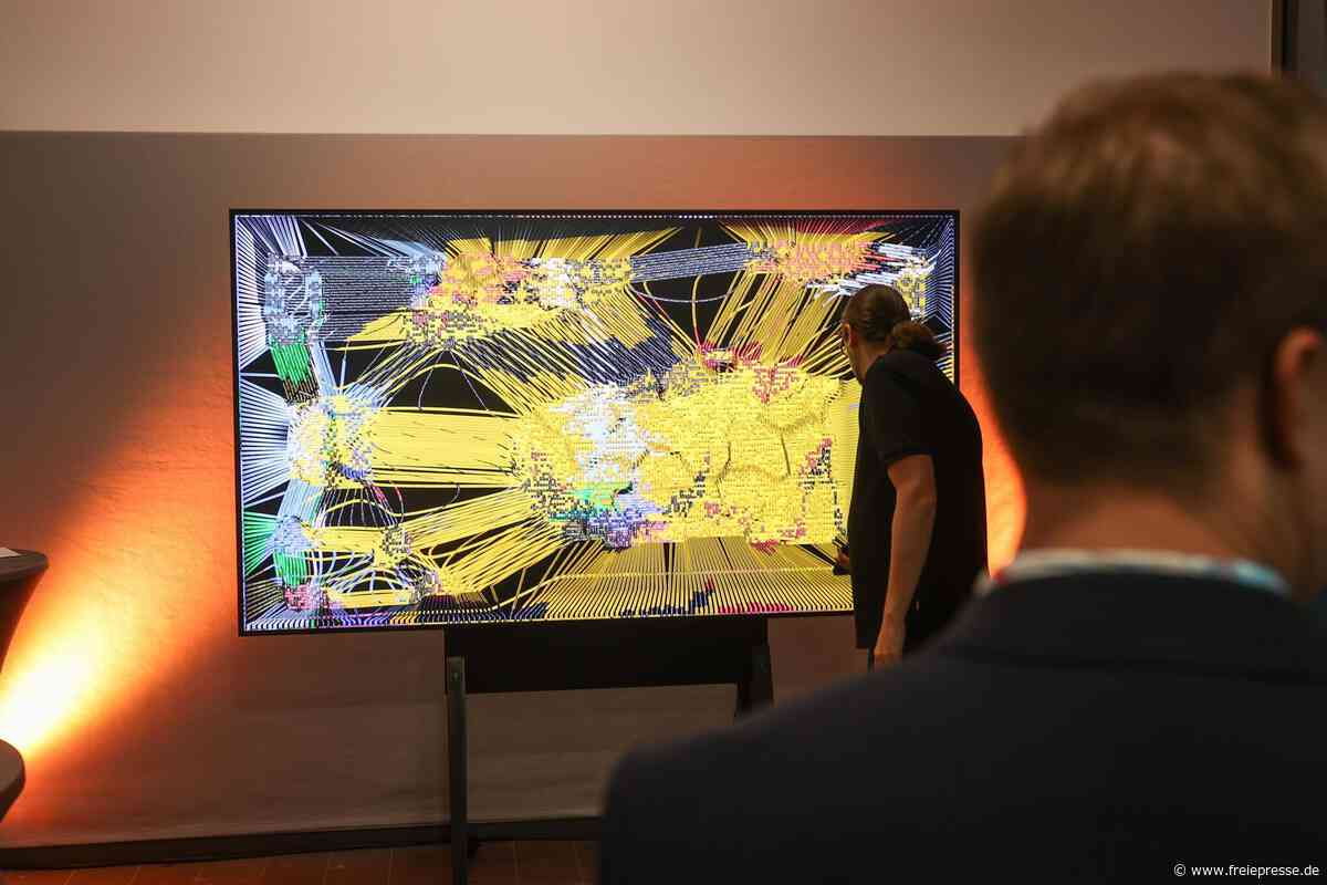 Firmensitz wird immer mehr zur Mini-Galerie: In Chemnitz wird Strom zu Kunst