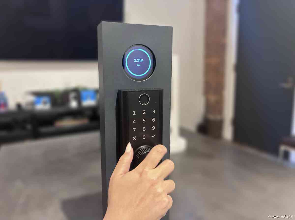 Ring’s First-Ever Smart Lock Fixes the Worst Thing About Them: A Dead Battery