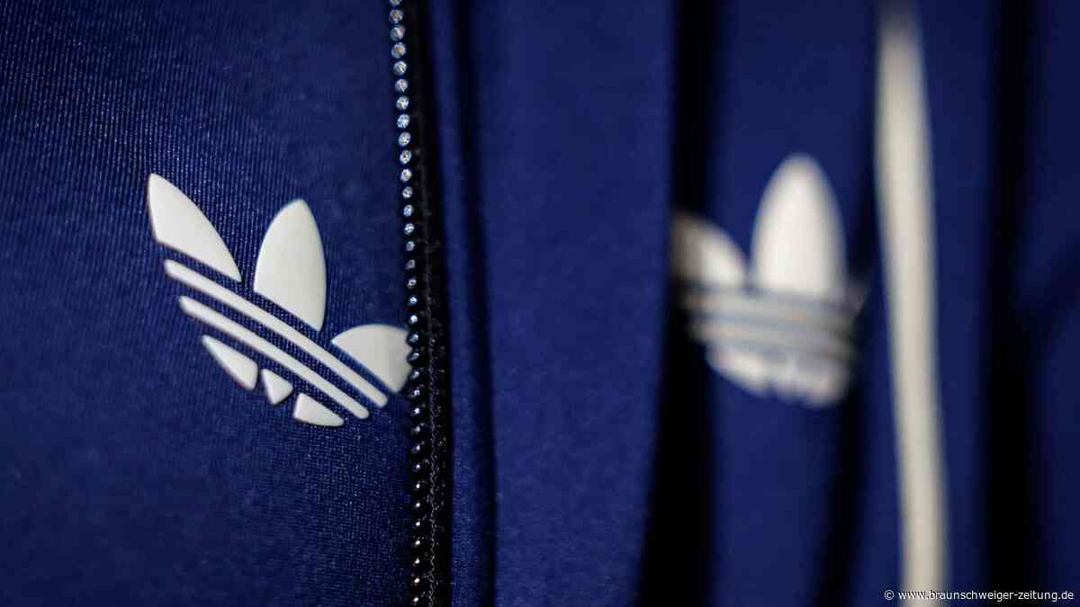 Adidas zum Prime Day: Letzte Chance auf reduzierte Adiletten und Co.