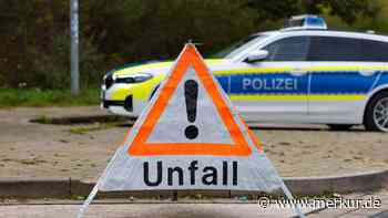 Vier Verletzte bei Auffahrunfall zwischen Porsche und Motorrad