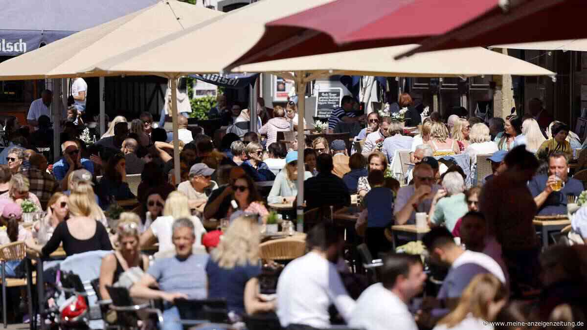 Influencer fordert 2500 Euro für Essensfoto – Traditionskneipe schlägt eiskalt zurück