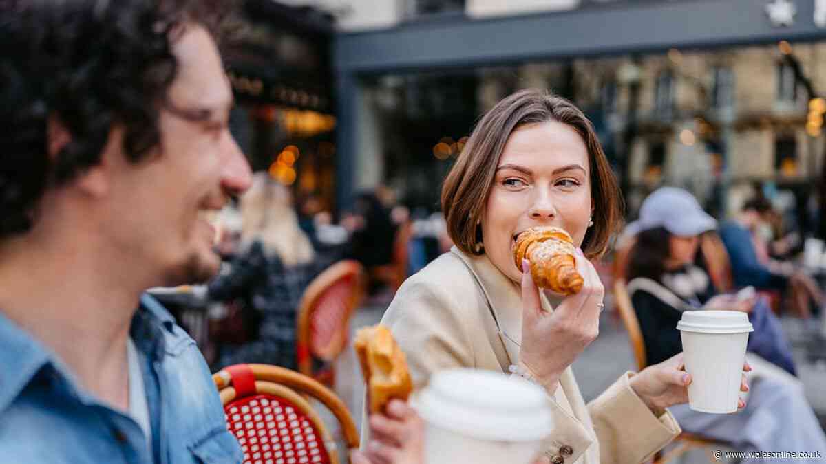 Holidaymakers save almost £400 on Euro city breaks by ditching DIY bookings, study claims