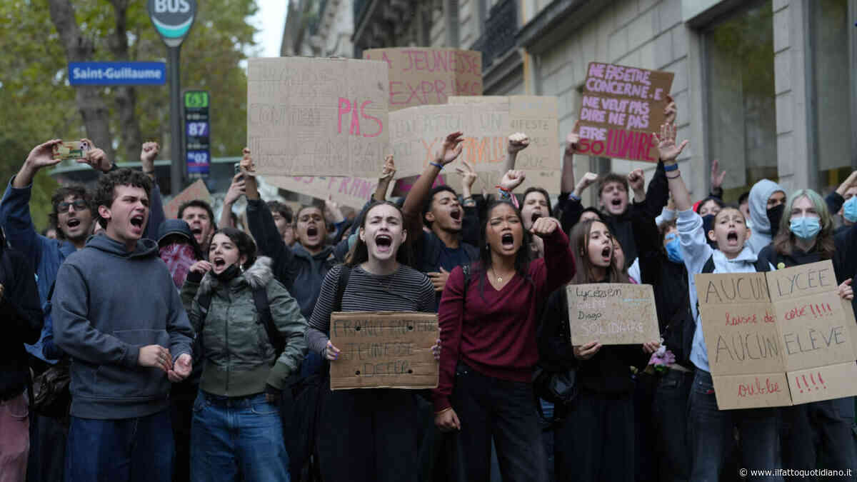 Proteste in Francia, il premier Lecornu: “La rabbia degli studenti non nasce dal nulla, dobbiamo ascoltarli”