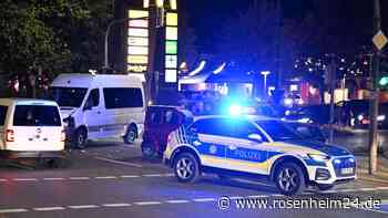 Unfall legt vielbefahrene Kreuzung in Kolbermoor lahm – Dreirad-Microcar kracht in Sprinter