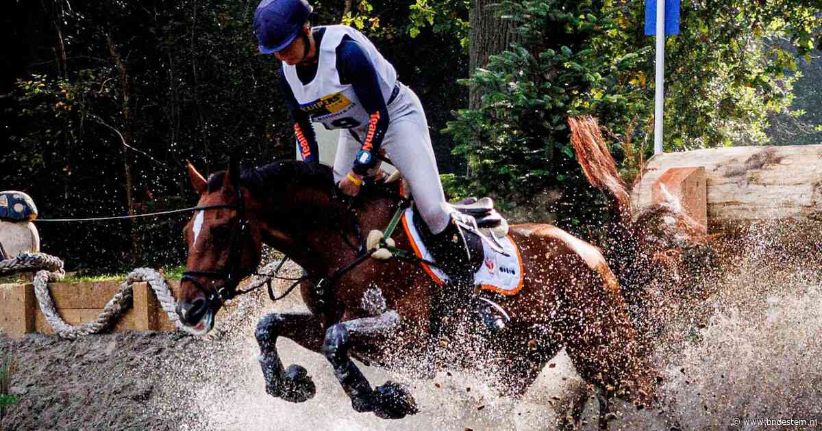 Zwanger en met een gebroken been zag Renske Kroeze haar droompaard in Magic Coconut: ‘Die moet ik houden’