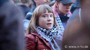 Berlin gedenkt Hamas-Opfer: Greta Thunberg demonstriert in Kreuzberg für Palästina