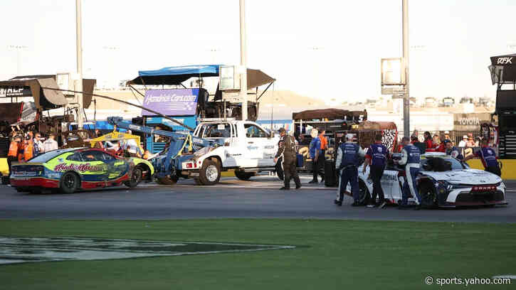 Denny Hamlin had 'no idea' he helped Kyle Larson get back on the lead lap by pitting