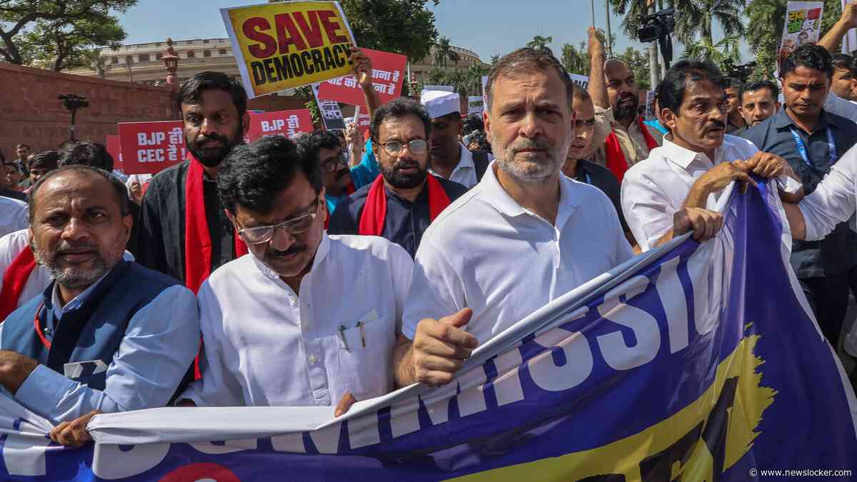 Chaos in New Delhi: politie sleept oppositieleider Rahul Gandhi weg van protest tegen ’gevaarlijke ingreep in stemrecht’