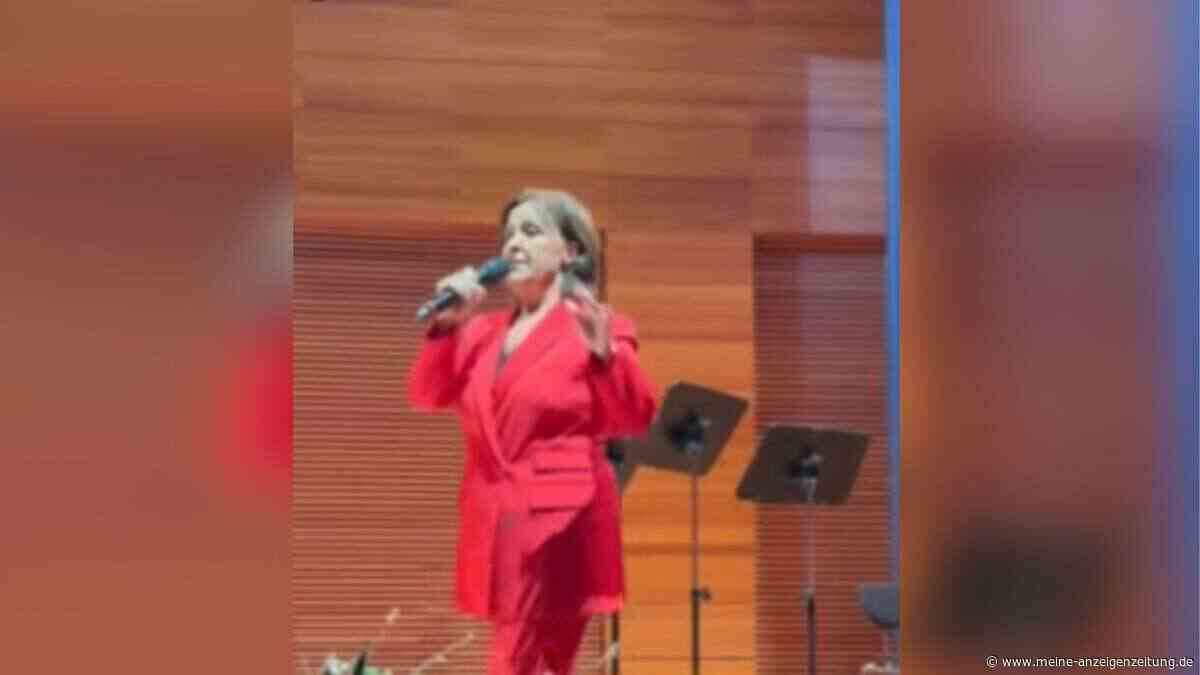 Karriere vor Jahren beendet – doch hier singt Schlager-Legende plötzlich noch mal ihren größten Hit