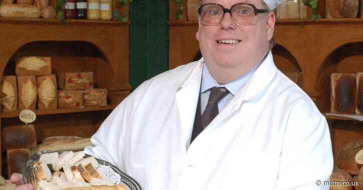 Coronation Street star Eric Potts admits making indecent images of children