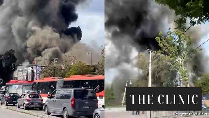 Incendio afecta al Teatro Municipal de Maipú: asi es la gran columna de humo presente en la zona