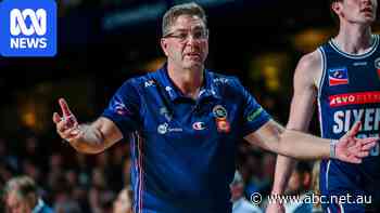 Adelaide 36ers coach claims he was 'targeted' by refs in United loss