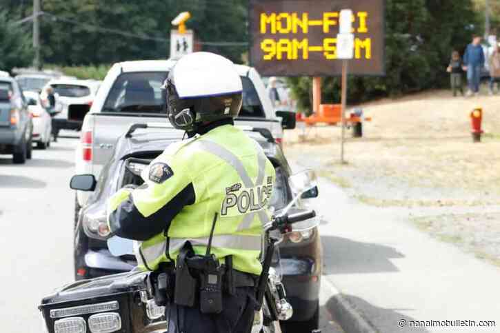 Nanaimo RCMP urges caution as morning commutes get darker
