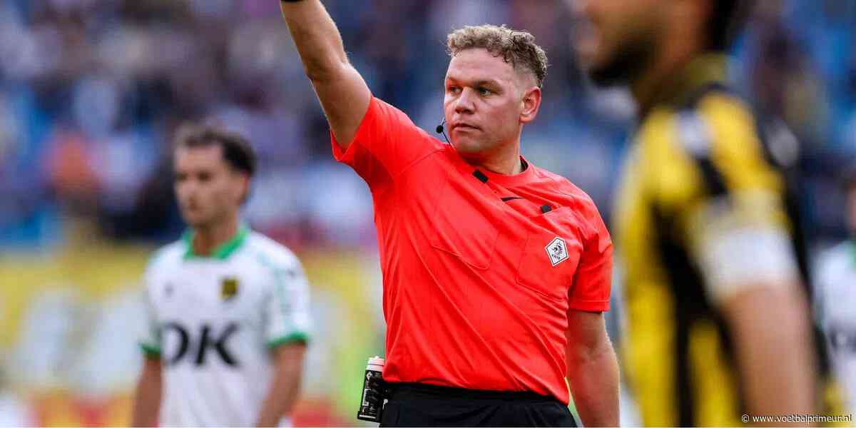 Eredivisie-scheidsrechter over oud-Ajax-spits: 'Hij is lastig om te fluiten'