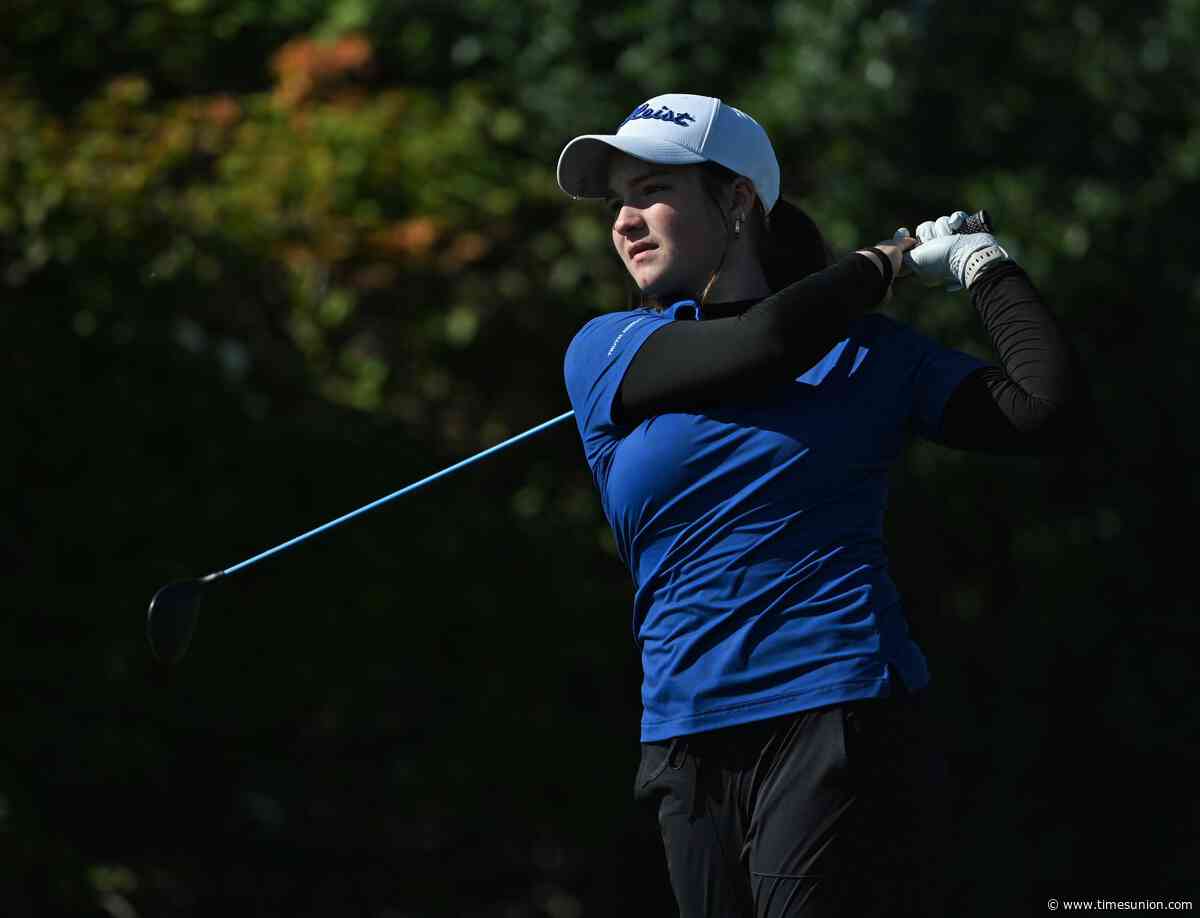 La Salle's Maria Glavin dominates Section 2 girls' golf tournament