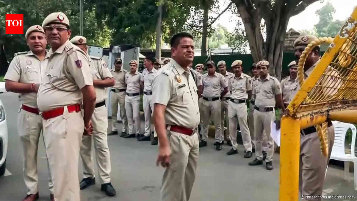 Congress protest: Delhi Police to scan videos to identify protesters accused of assaulting personnel; FIR likely