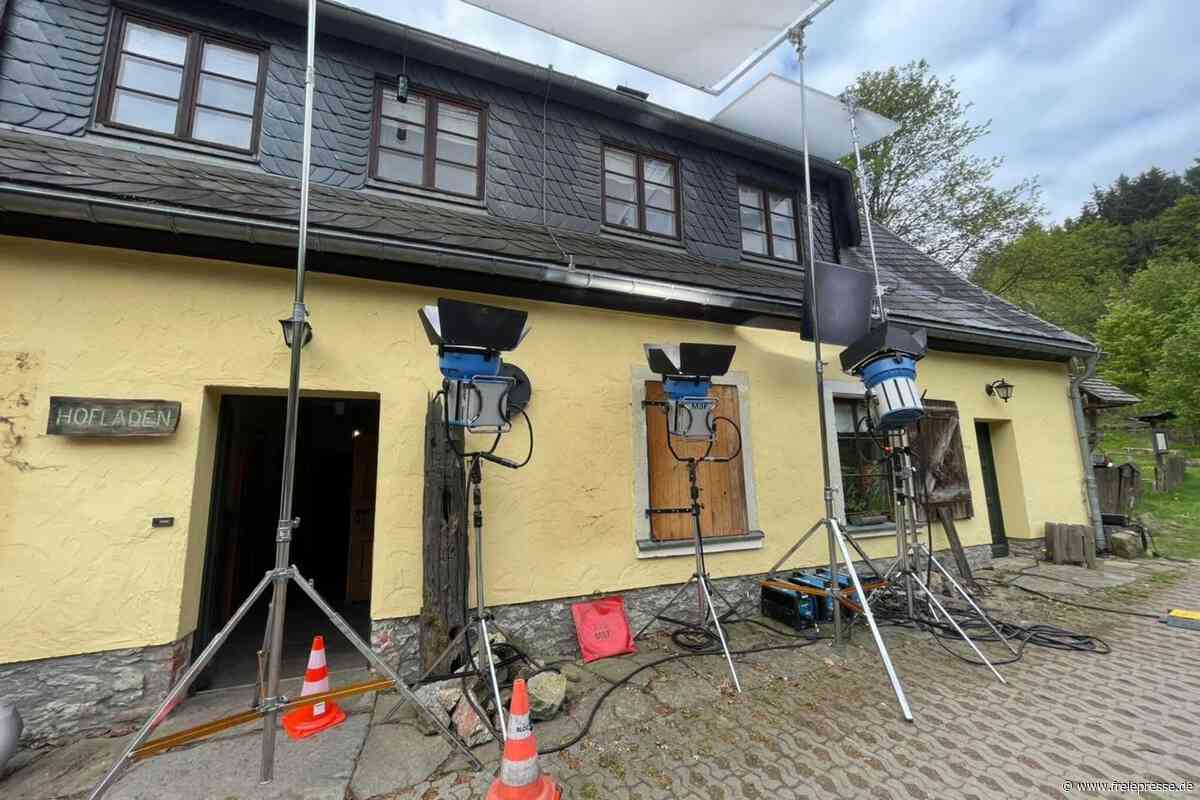 Schreie im Wald: Was beim Erzgebirgskrimi hinter den Kulissen der Bergschmiede geschah