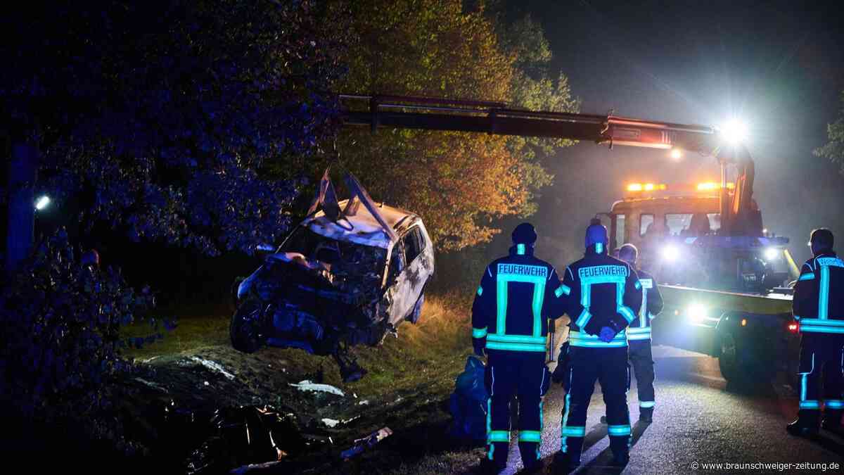 Unfall in Brandenburg: Vier Tote bei Frontalzusammenstoß mit Mopeds