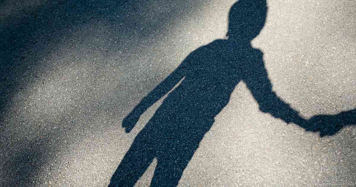 Man (25) verdacht van meenemen meisje van 2 jaar in Zwolle