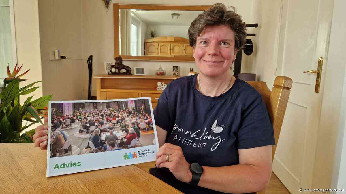 Francis (52) adviseert de Tweede Kamer: 'Hoop dat ze er iets mee doen'