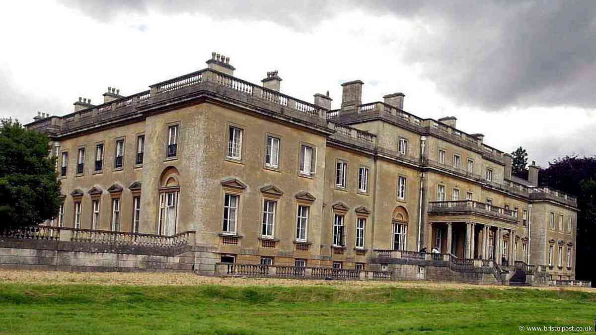 Billionaire given green light to build solar farm at 100-bed mansion