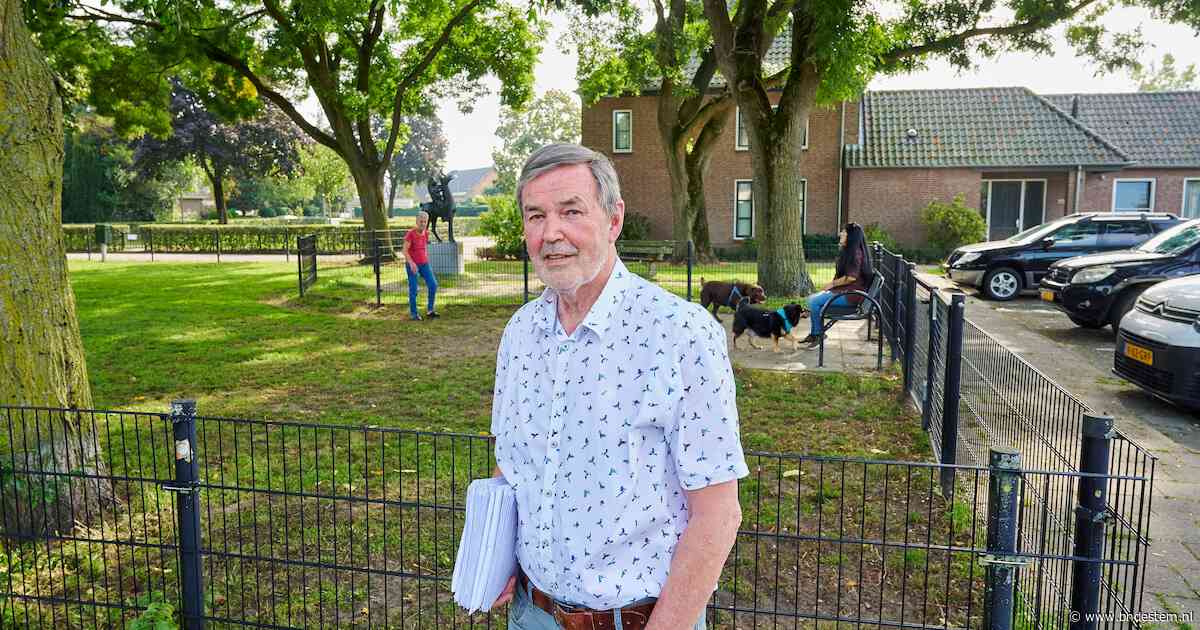 Een dossier van 7 centimeter, maar geen steek verder: Lambert (78) blijft strijden tegen de hondenveldjes
