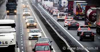 Bijna 500 kilometer aan files door buien en ongelukken, meer dan twee keer zoveel als normaal
