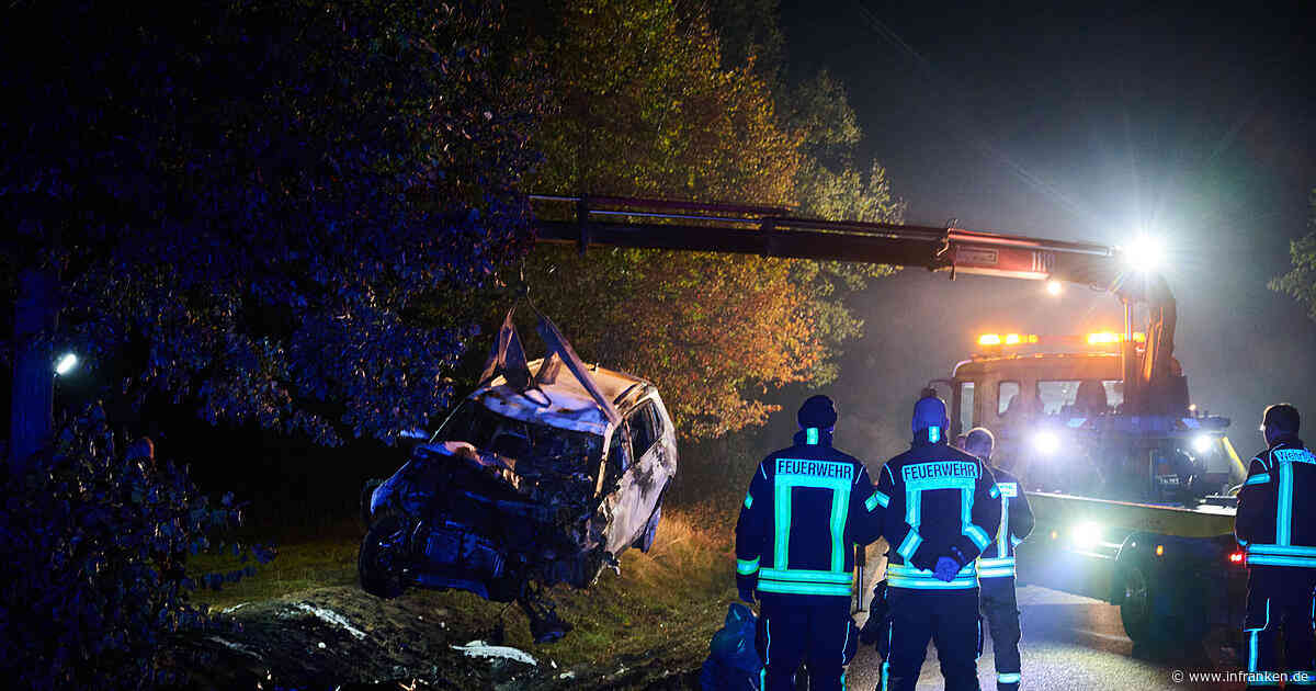 Auto erfasst Mopeds beim Überholen - vier Tote bei Unfall in Brandenburg