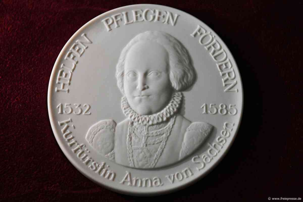 Annen-Medaille an eine engagierte Vogtländerin verliehen