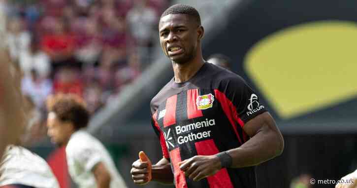 Manchester United join Arsenal in packed race for 20-year-old striker
