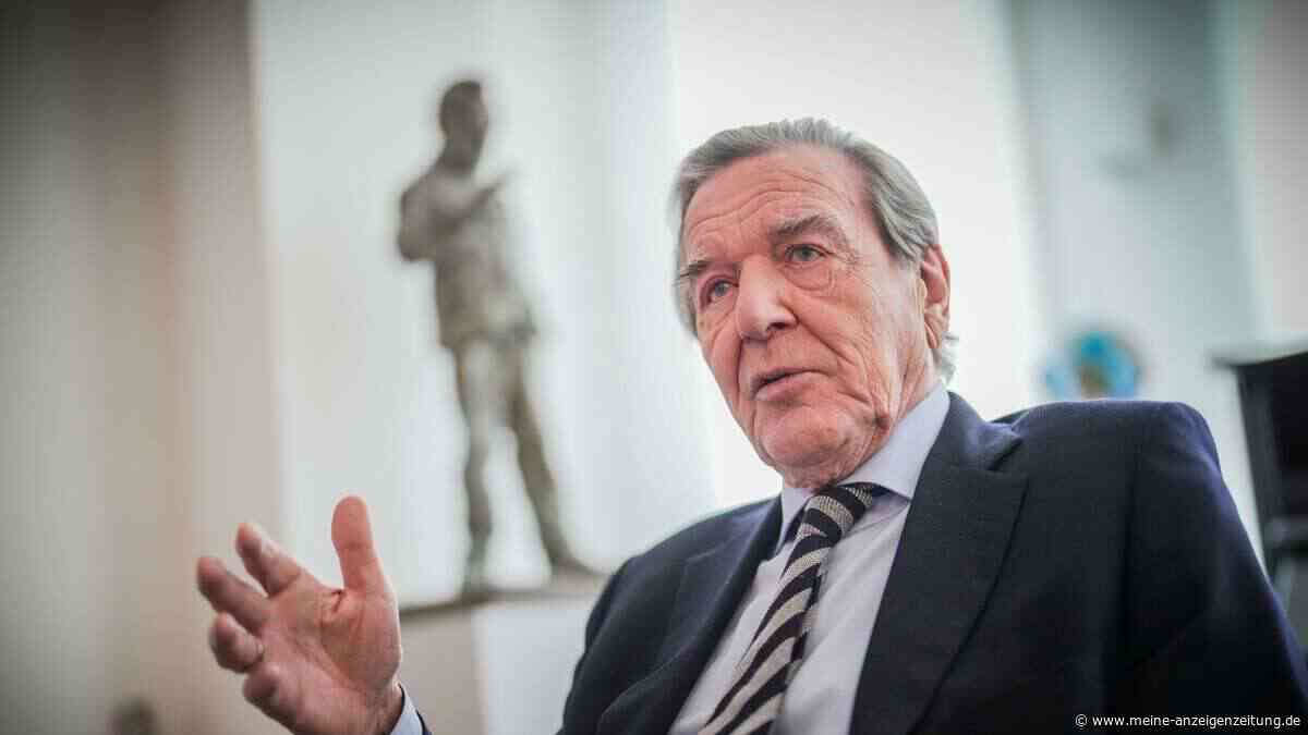 Applaus für Schröder in Russland: Altkanzler besucht Supermarkt – dann zerbrechen Sektflaschen