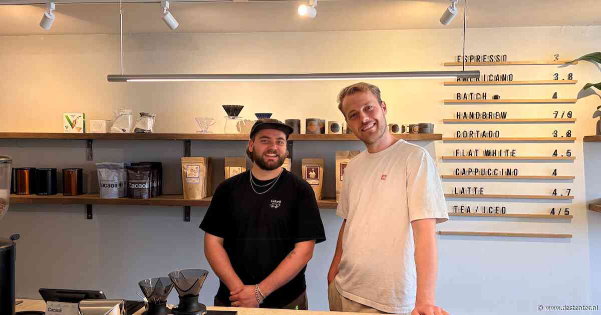 Nieuw in Amsterdam: vrienden Bas, Teun en Daan openen bakkerij en koffiebranderij KAF