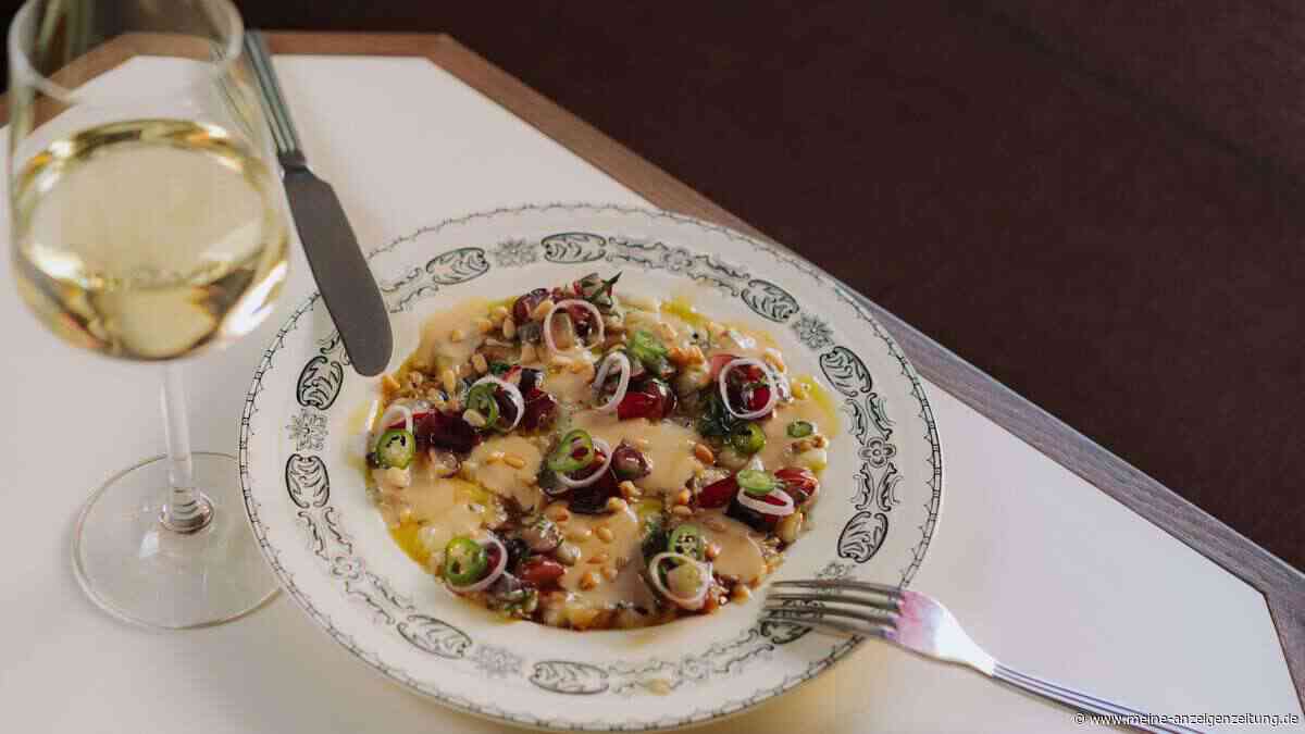 Rauchig, süß und scharf: Geröstetes Auberginen-Carpaccio